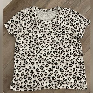 Lucky Brand TShirt. Good condition. Size large.